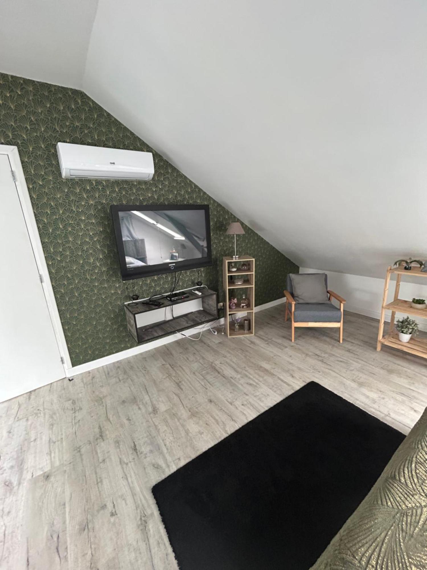Loft And Spa Les Preaux Eksteriør bilde